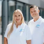 Zwei Personen im Fibertalents-Shirt
